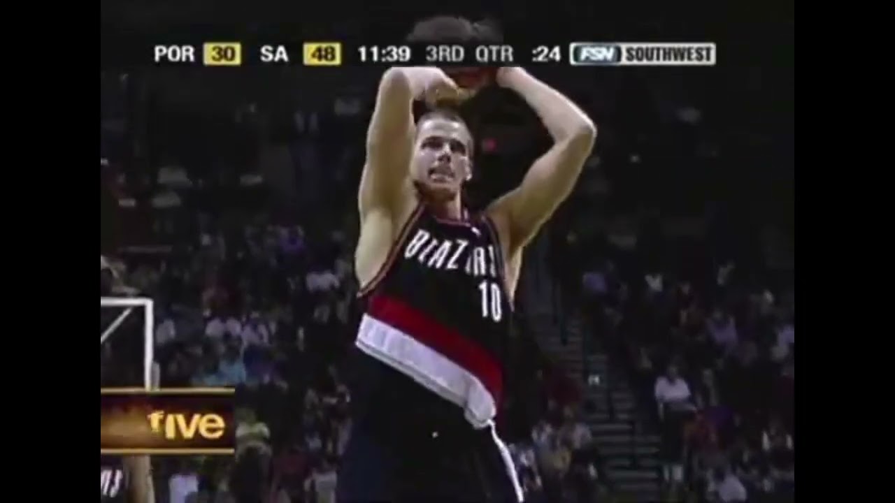 Joel Przybilla 16 Points 4 Ast 8 Blk @ Spurs, 2004-05.