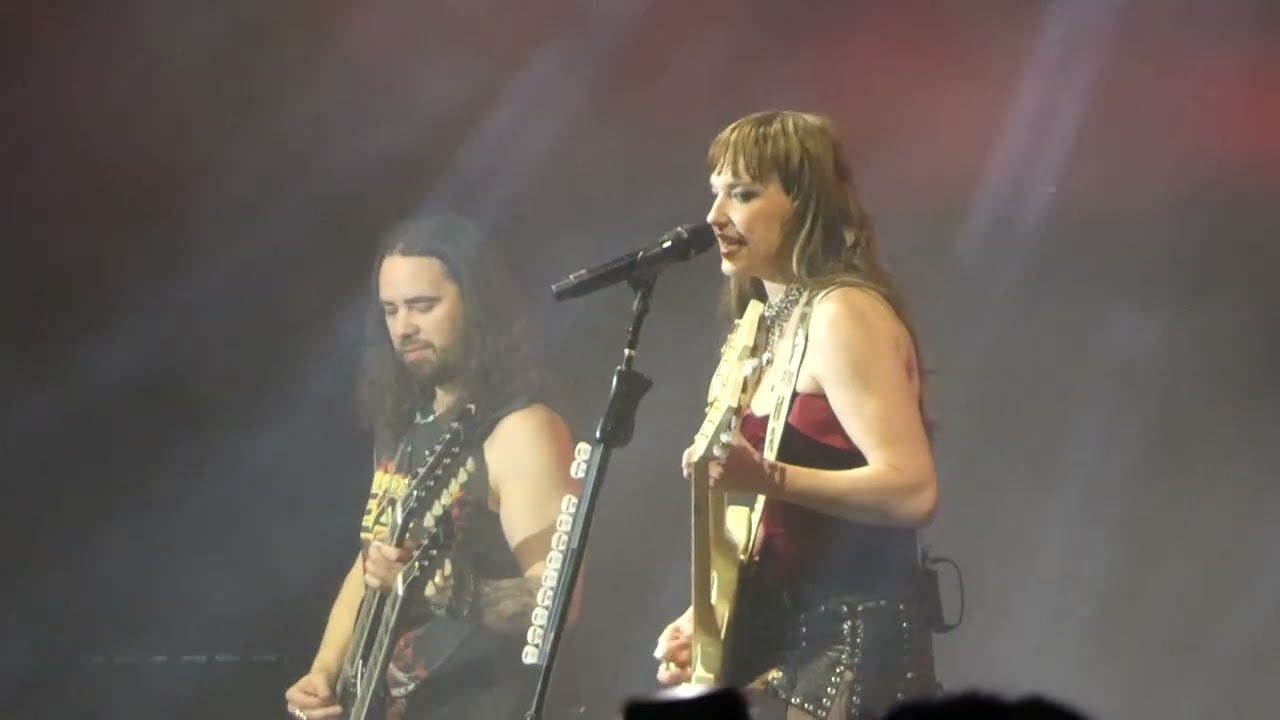 Halestorm- I Am The Fire @ Cardiff Arena 20/11/25