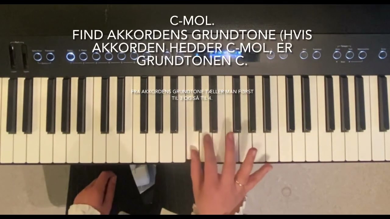 Lær at spille akkorder på klaver