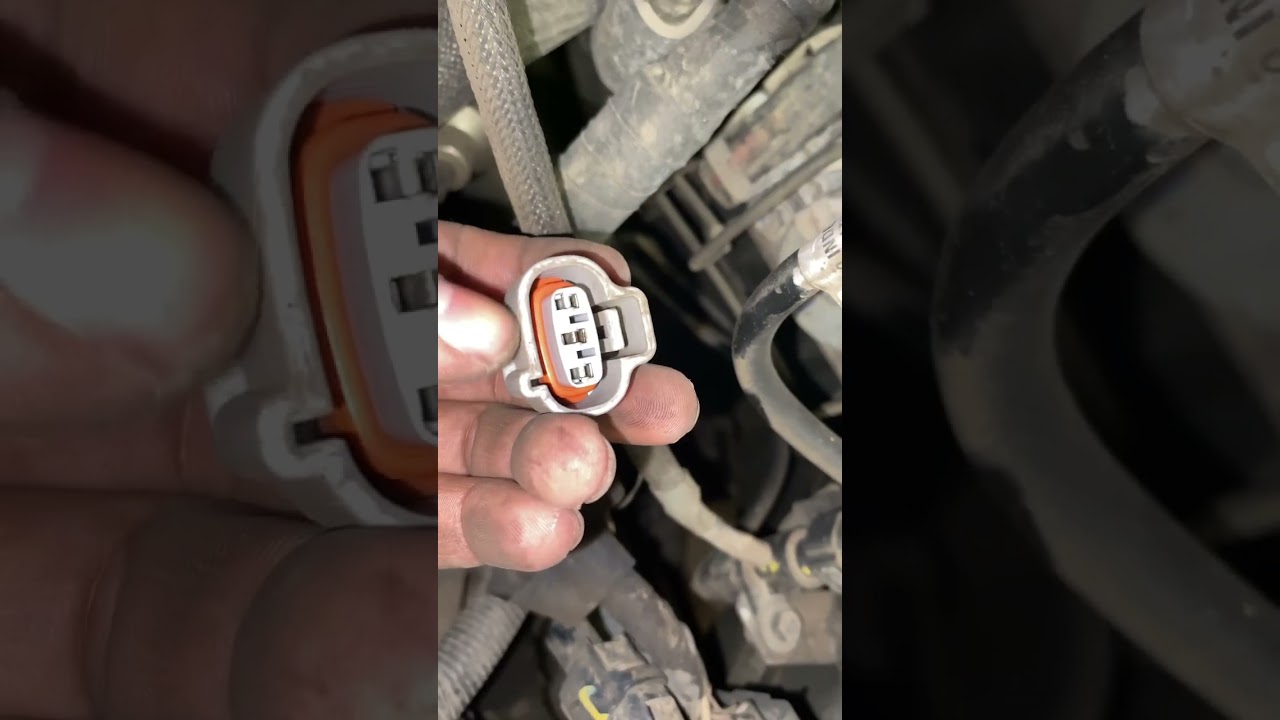 VSS sensor broblem found | spedo meter sensor problem | #trending #mechanic #automobile #car #garage