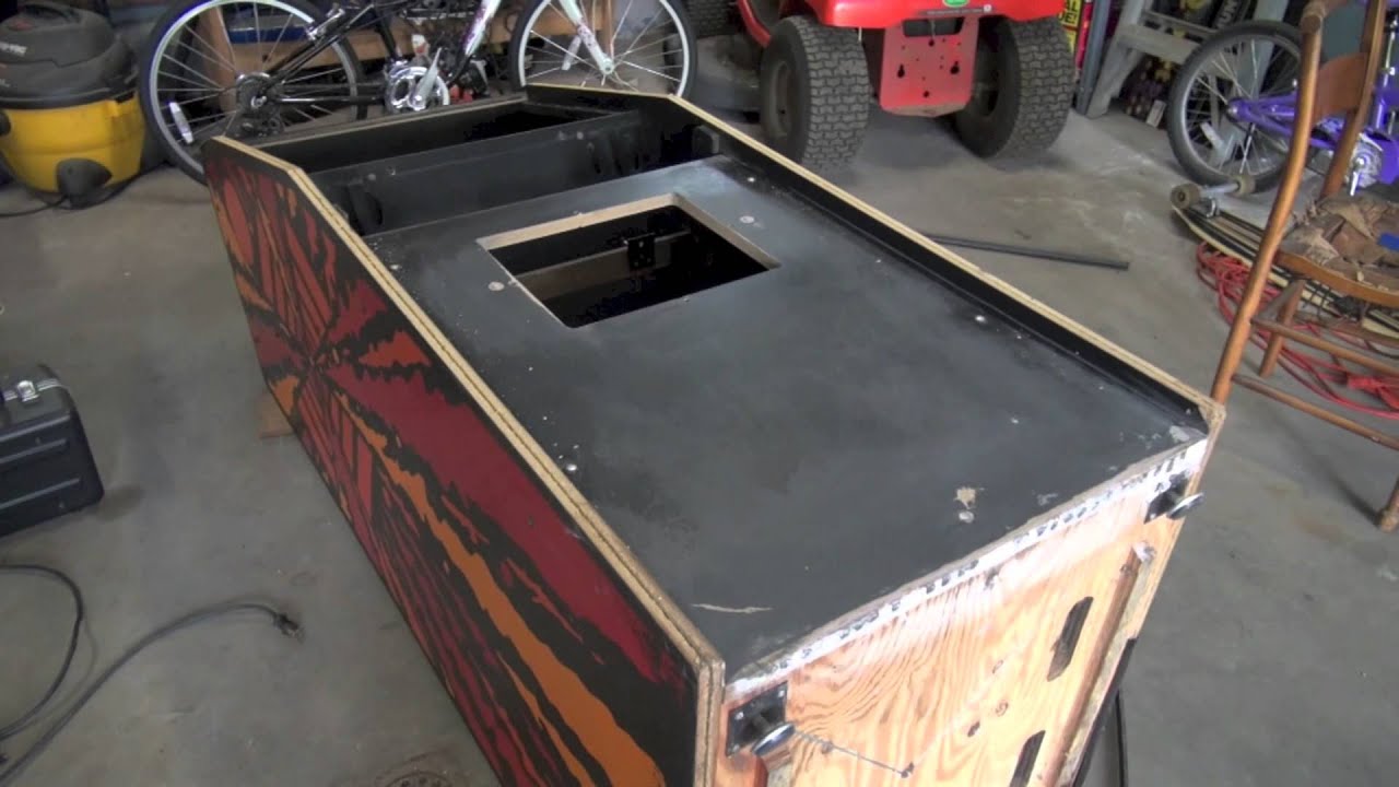 How to install t-molding, restore a coin door, and paint an arcade cabinet - Gyruss Restore (Part 6)