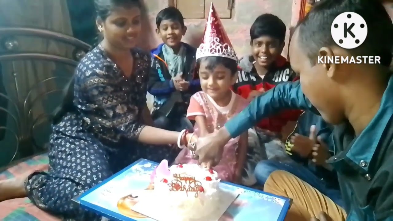 Bonjir birthday celebration //pochonder ranna korlm/meso thkee ki delivery alo??
