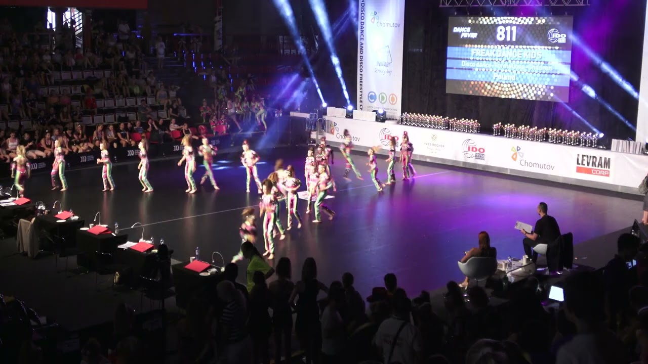 CHOMUTOV 2022 ME IDO DD  Formacje Dzieci    FREAK DANCE KIDS  9M