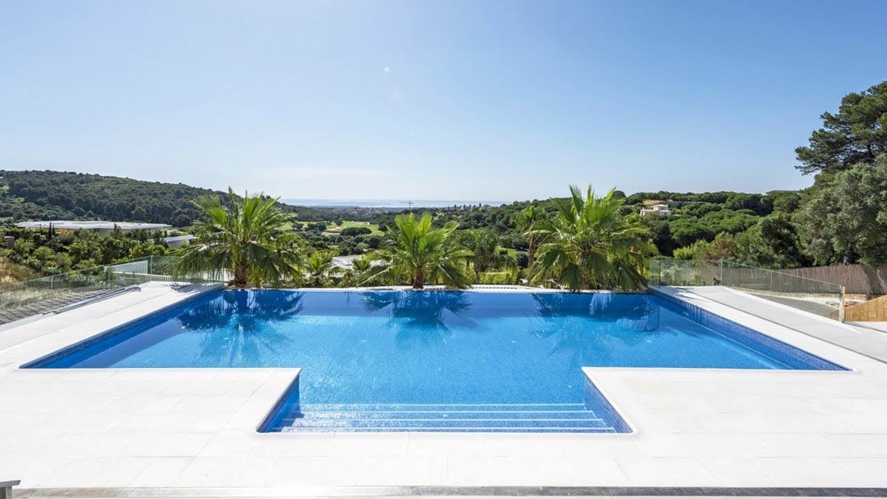 👇NUEVA! Sotogrande Villa de Lujo en Venta【2.700.000€】✅ 🇬🇧🇪🇸🇩🇪🇫🇷🇷🇺 Reserva Ahora