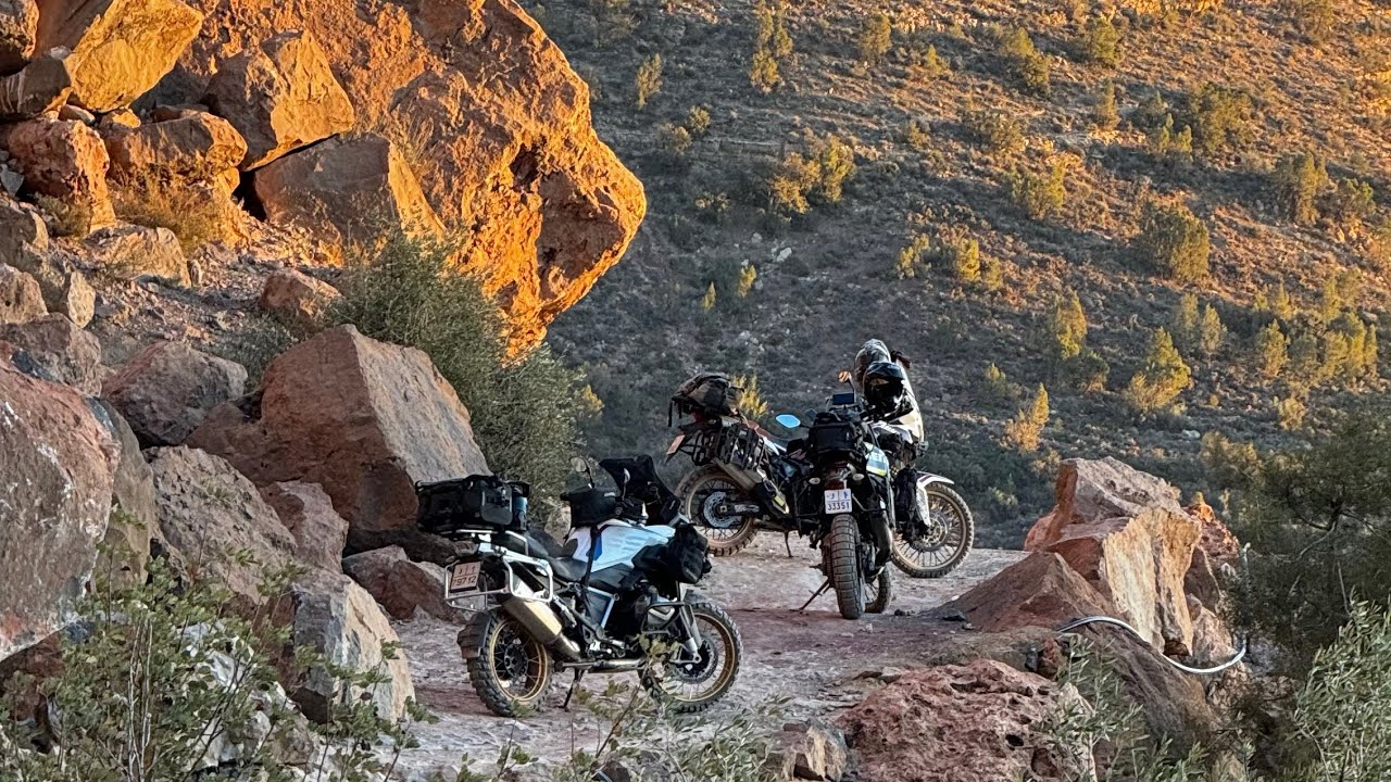 إيمينتانوت إلى تيزكي مرورا على مغارة تيمدوين 🏜️ |  طريق جبلية رائعة 100% OFF ROAD
