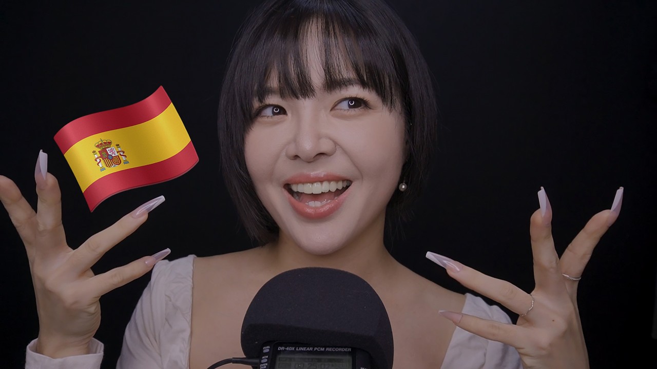 ASMR Korean Girl Whispering in Spanish 🇪🇸