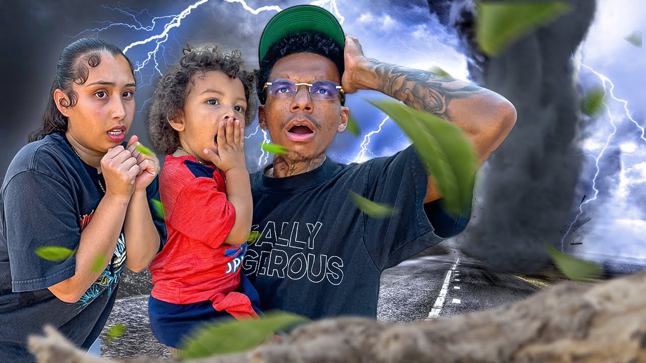 I Was In A TORNADO **Yoshi had a panic attack**