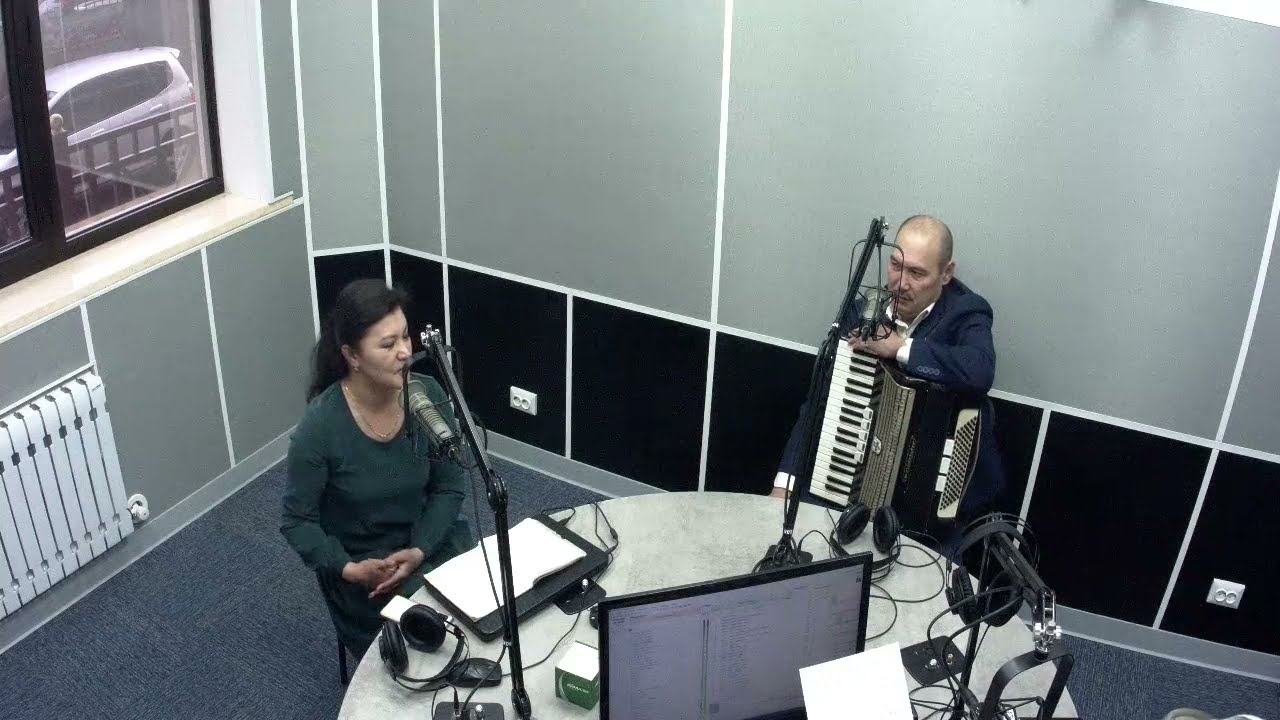 Радио ОК. 8 март. Майрамдык эфир. Конокто: Желдеңбаев Элдияр  жана Жоомартова Шекер.