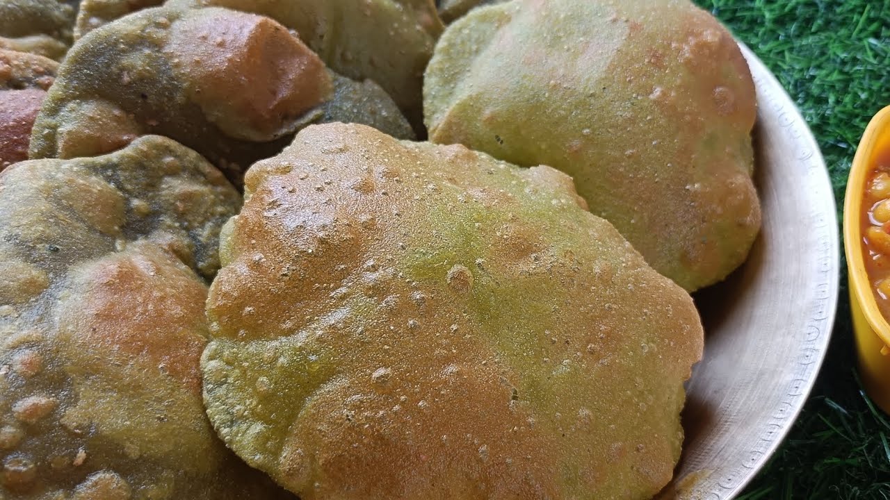 ପାଳଙ୍ଗ ପୁରି#food #recipe #easyrecipe #cooking #Dipanjali Rosei