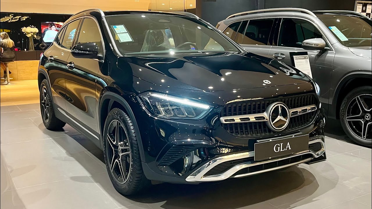NOVO MERCEDES GLA 200 PROGRESSIVE 2026 PRETO COSMOS 1.3 TURBO DE 163 CV EM DETALHES