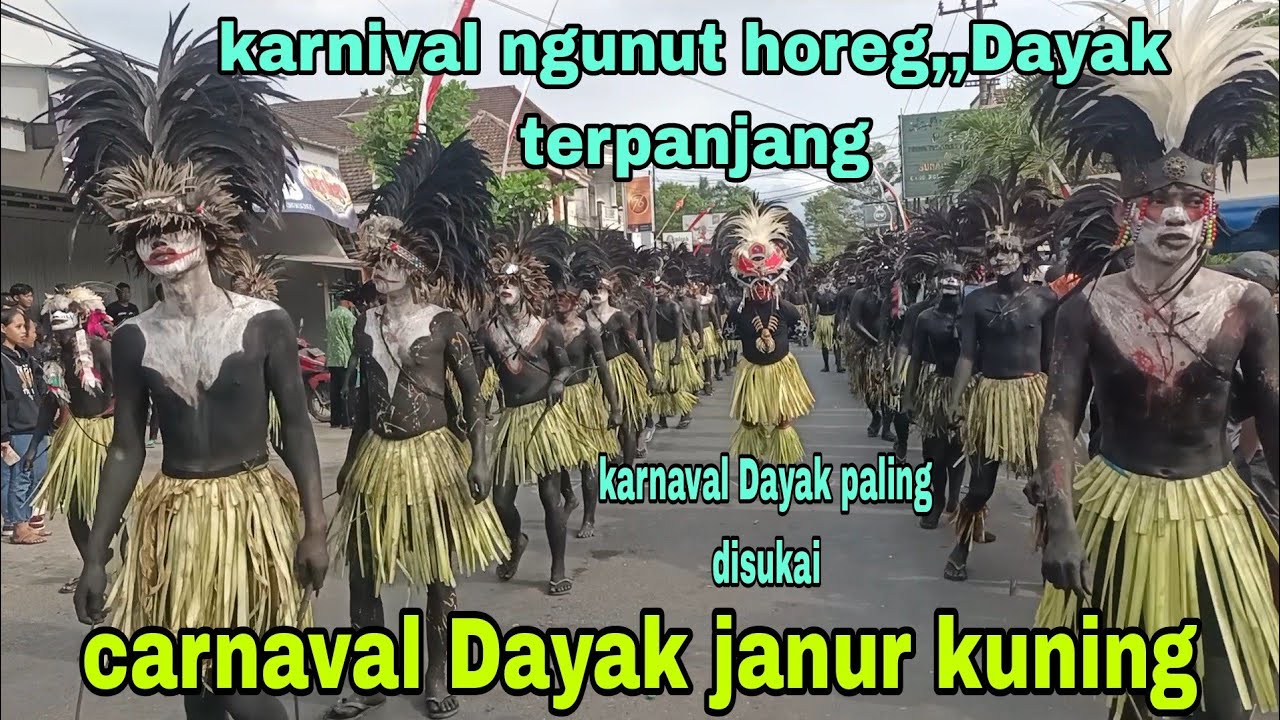 Dayak janur kuning  karnaval ngunut 2023