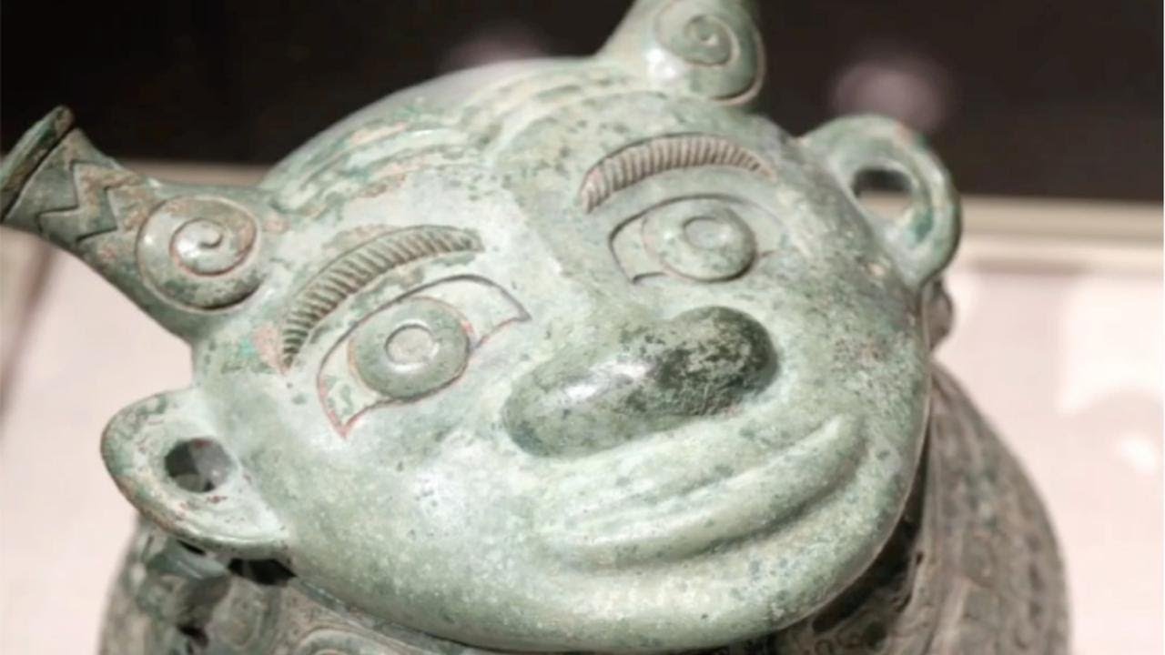 罕见的商代青铜人面盉，1942年被倒卖到大洋彼岸