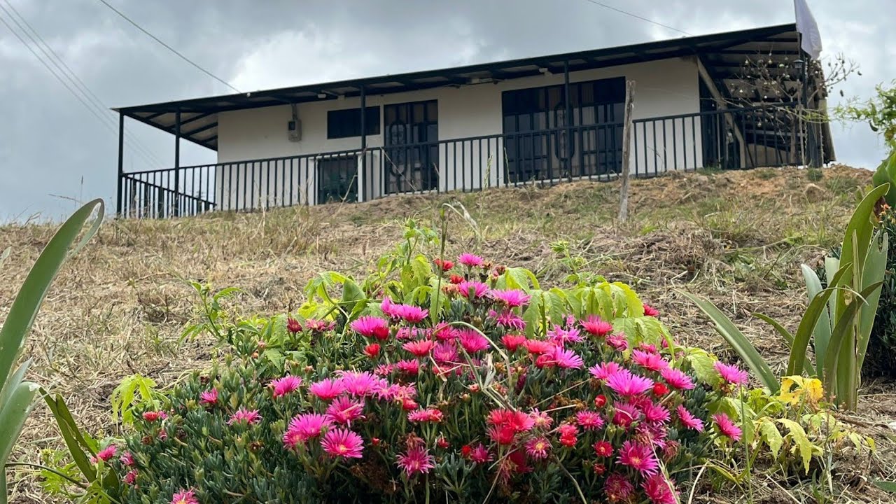 8/30. 6:00.p.m. MISA GREGORIANA POR LA FAMILIA DIAZ CORDERO 8 DE MARZO DE 2026.