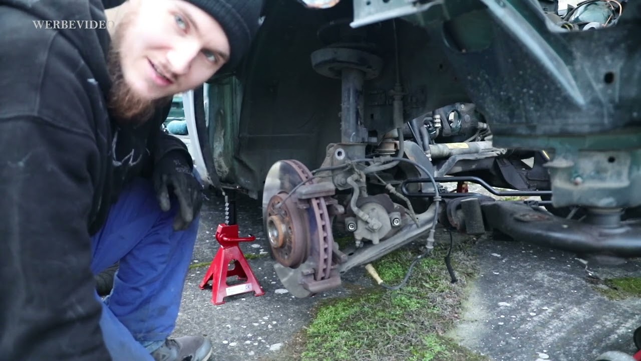Wir bauen das Federbein vorne aus am Opel Vectra B / Bonus Ausbau des vorderen Achsrahmen