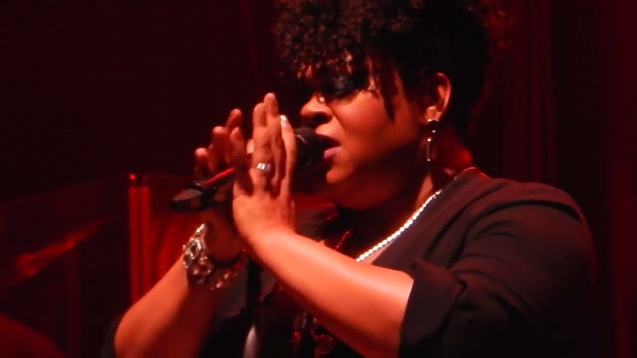 Jill Scott - Crown Royal (Live at Brooklyn Bowl, Las Vegas 2015)