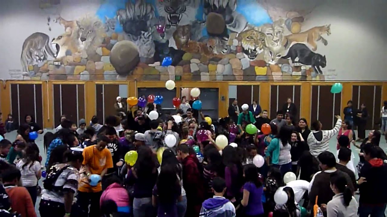 New Years Ball 2010 - Balloon Drop (Winton Middle School) 7th & 8th Grade)