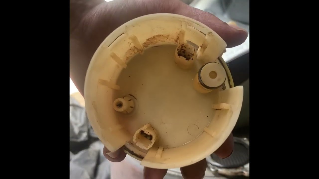 R6 FUEL LEAK FIX 03-05 YAMAHA (leaking nipple)