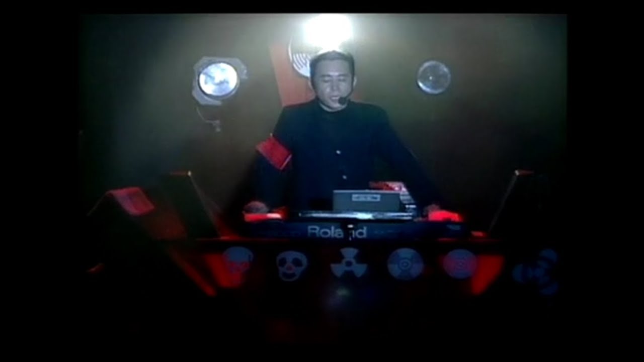 P-Model - ENN - Live
