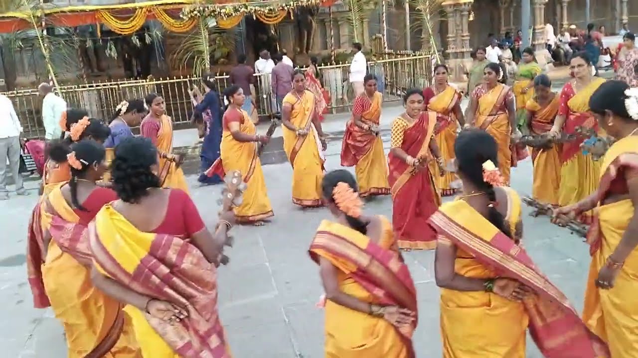శ్రీ రామాంజనేయ భజన బృందం || యాదాద్రి లక్ష్మీనరసింహస్వామి బ్రహ్మోత్సవాలలో || శాలిగౌరారం టీం