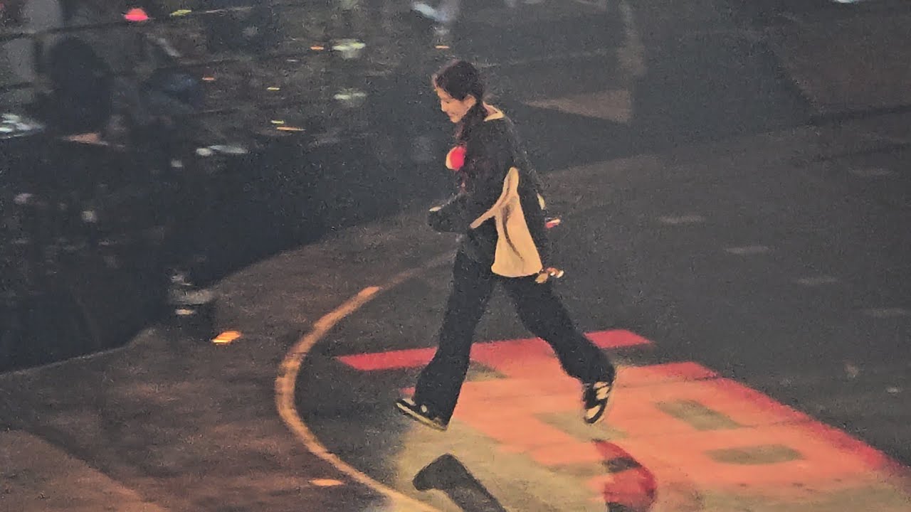 240309 #아이유 H.E.R콘서트 앵앵콜[마무리 멘트 + 푸르던 + 퇴장]