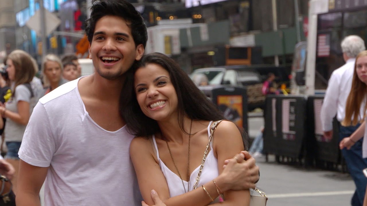 Disneys ALADDIN - Die deutschen Hauptdarsteller besuchen die Show am Broadway