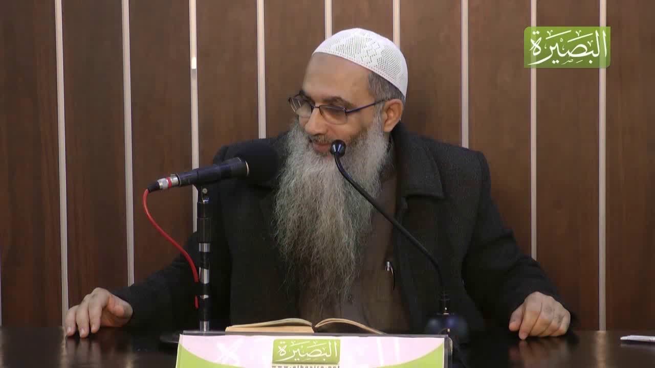 مع قوله سبحانه - وَإِذَا رَأَيْتَ ثَمَّ رَأَيْتَ نَعِيمًا وَمُلْكًا كَبِيرًا -