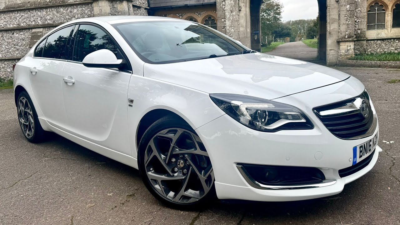 Vauxhall Insignia SRI VX Line Sport Auto 2016