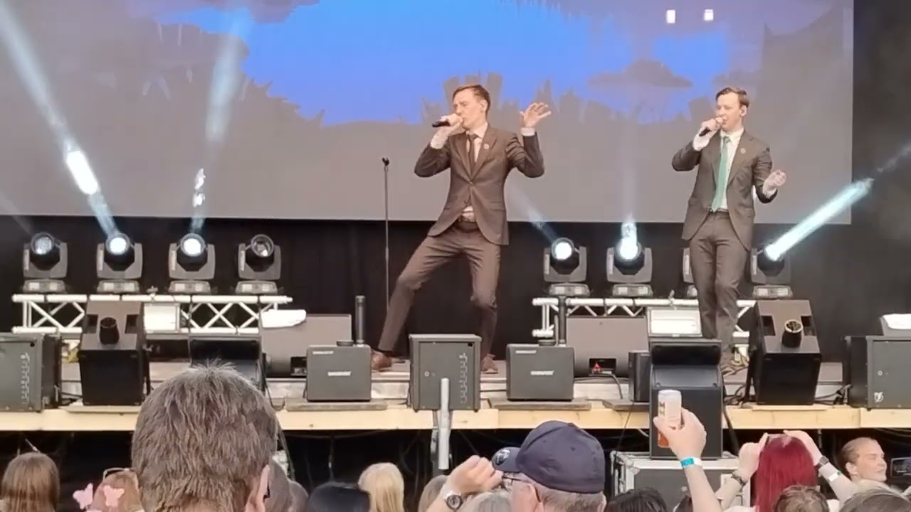KAJ #Dansgolv Piteå Dansar och Ler 2025. Ursäkta det dåliga ljudet. #kaj #kevin #axel #jakob #pdol