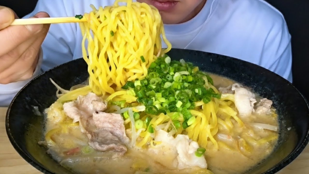 ASMR 肉豚骨ラーメン【咀嚼音/ Mukbang/ Eating Sounds】