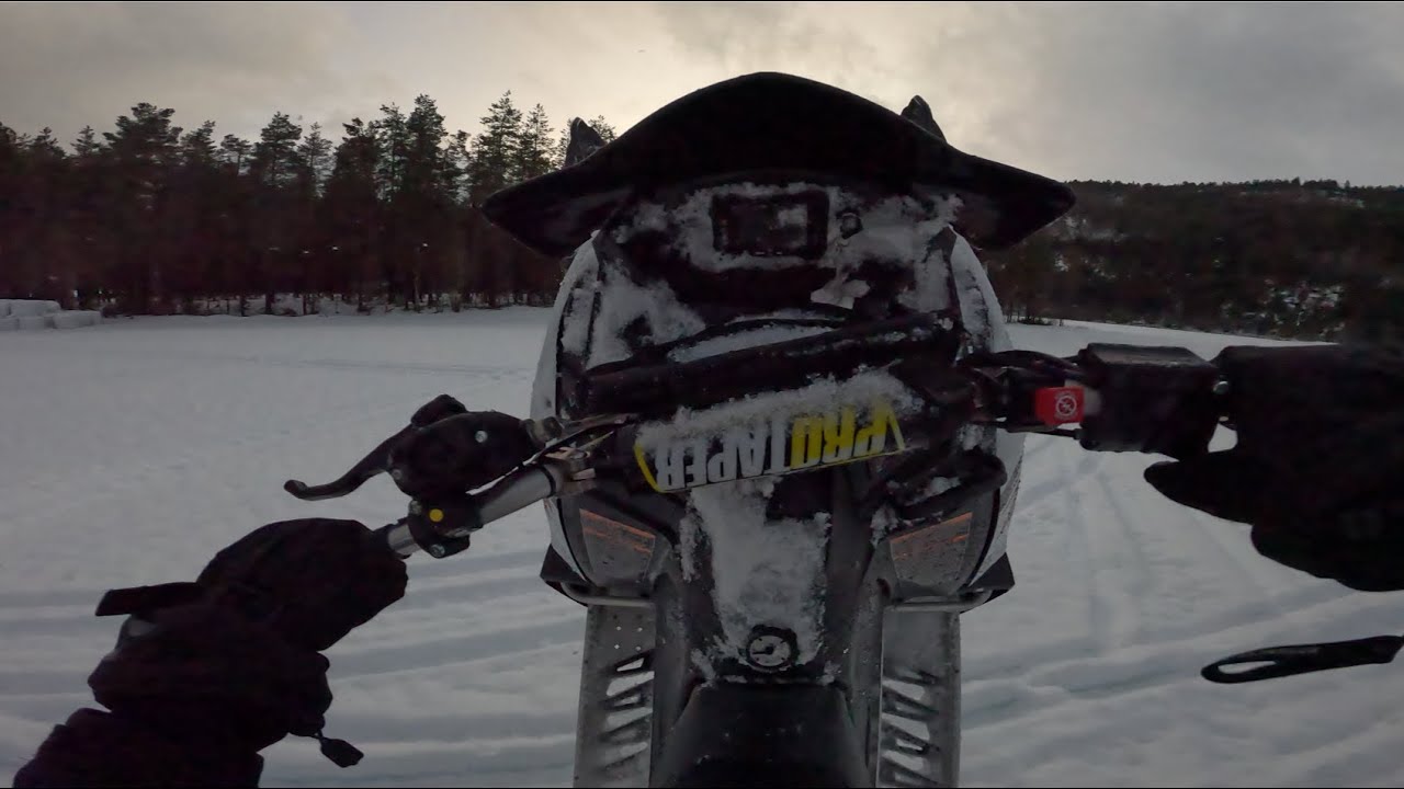 polaris 600 wheelies and waterskips