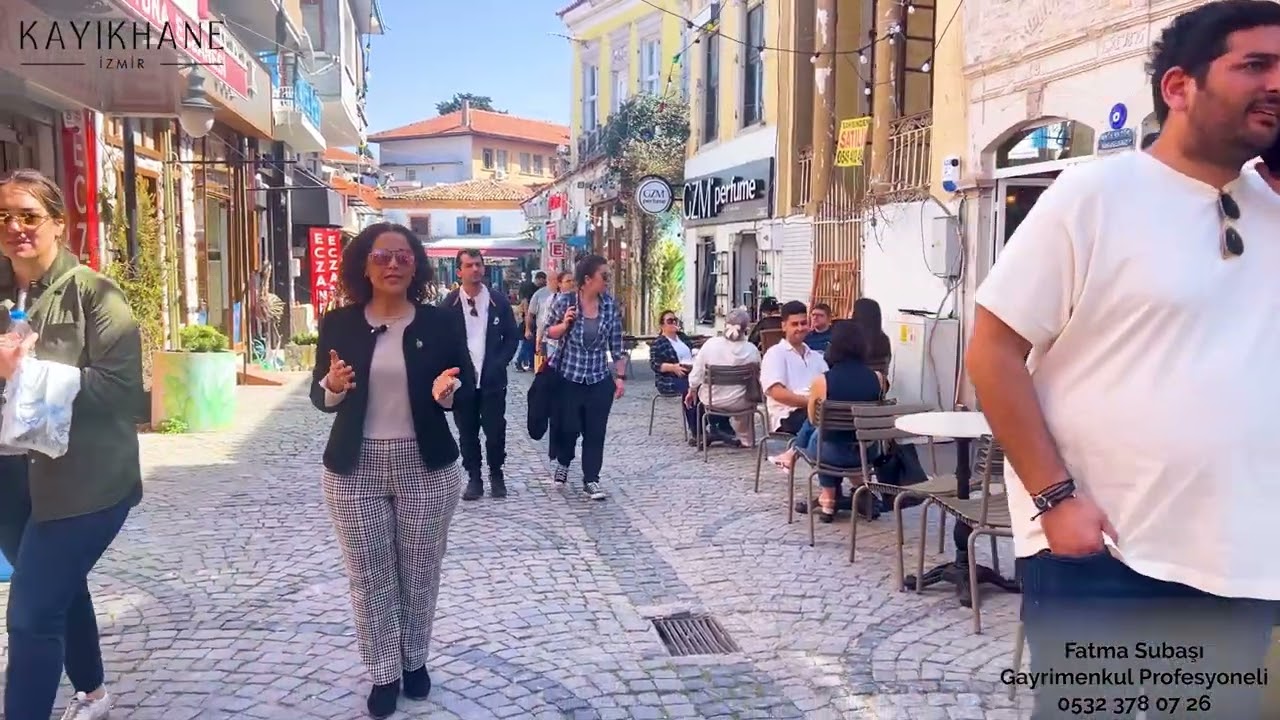 İZMİR URLA MERKEZDE KÖŞEBAŞI 210 m2 SATILIK ARSA