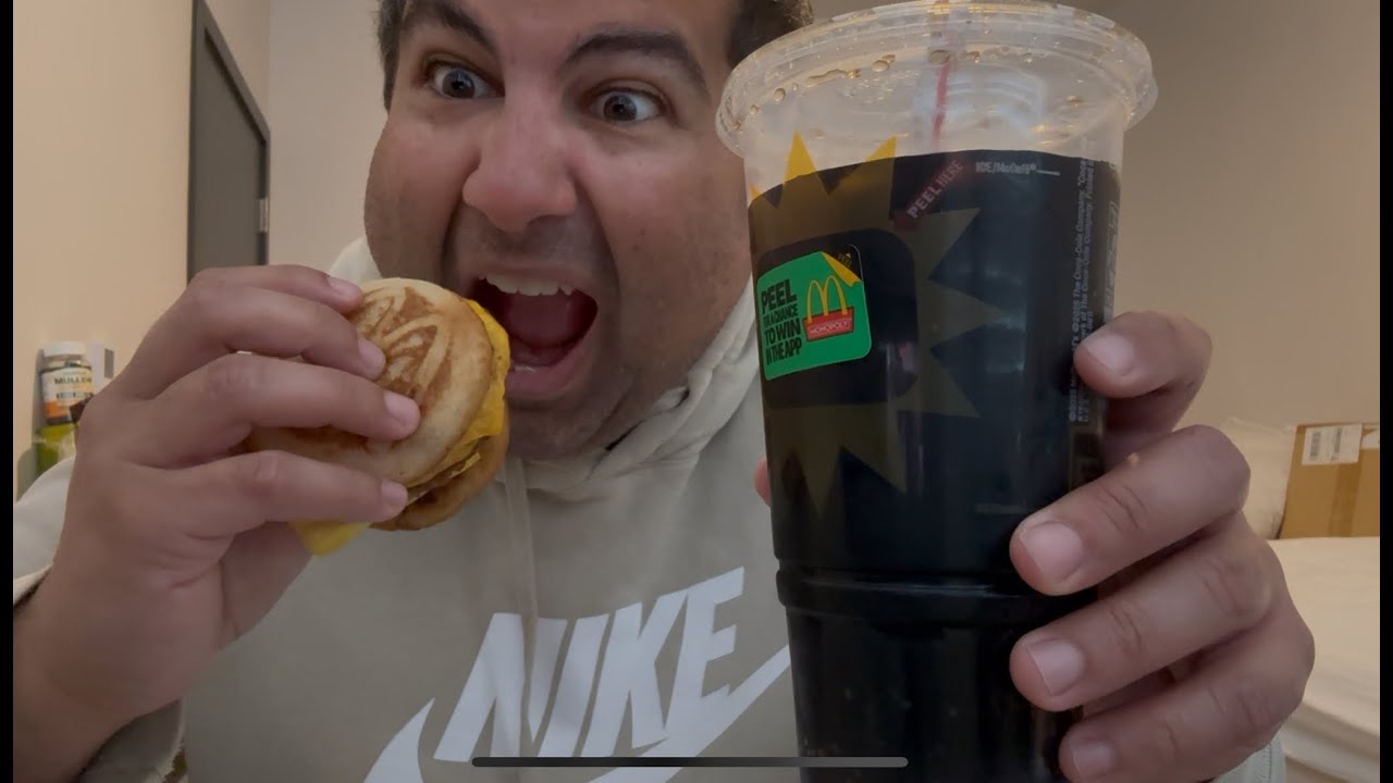 McDonald's Breakfast - Monopoly is Back