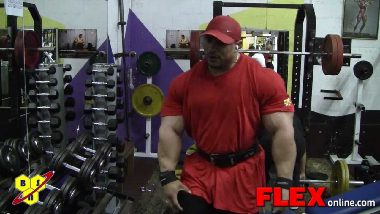 Roelly Winklaar trains Shoulders december 2012