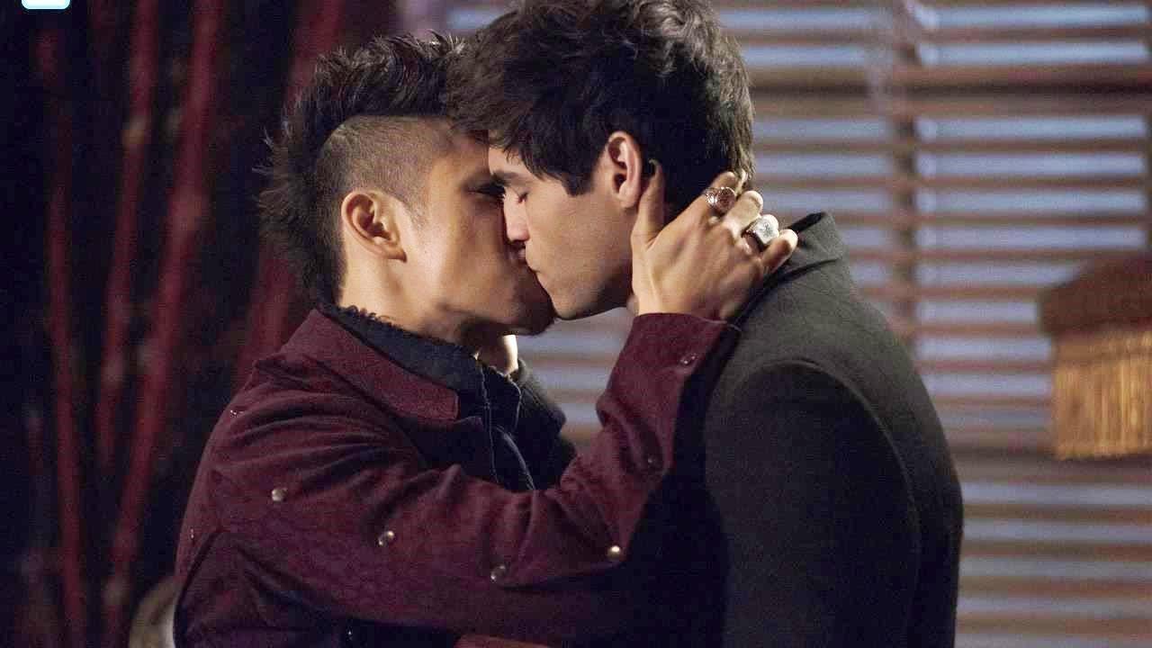 Malec Satisfied Hamilton Musical - (Magnus in Angelica's position)