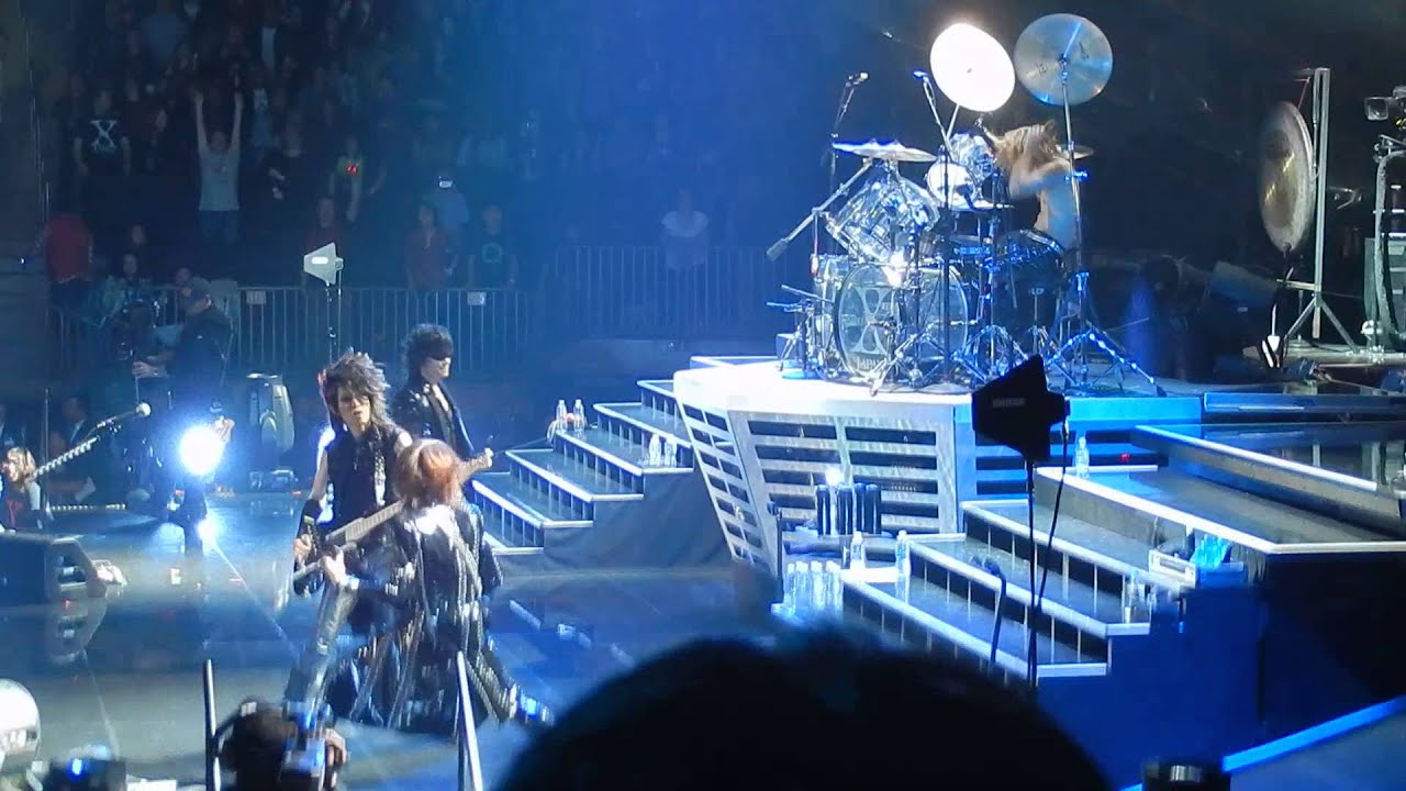 X JAPAN - BORN TO BE FREE - LIVE MADISON SQUARE GARDEN NEW YORK 10-11-14