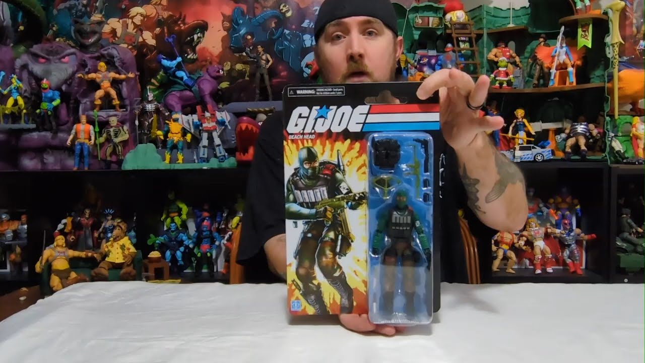Распаковка и обзор ретро-карточки G.I. Joe Classified Series Beach Head