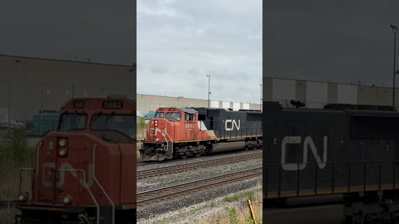 CN SD75i & SD70i lead CN M301 west