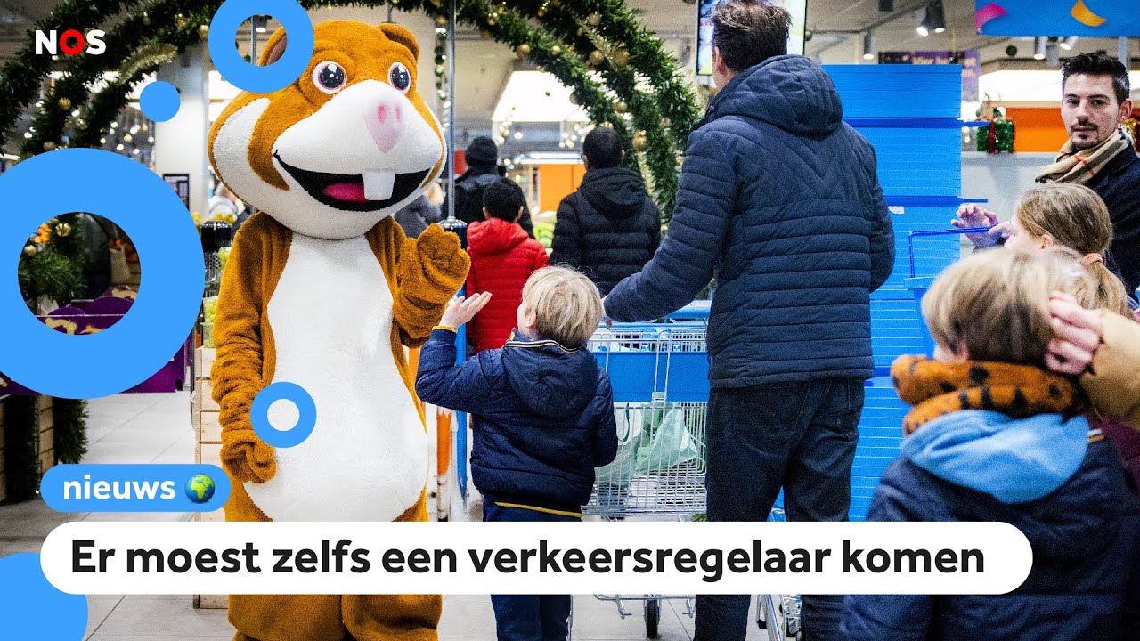 Superdruk in de supermarkt vanwege kerstavond