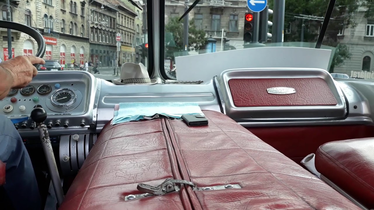 IKARUS 630 alvázas kabrió különjárat