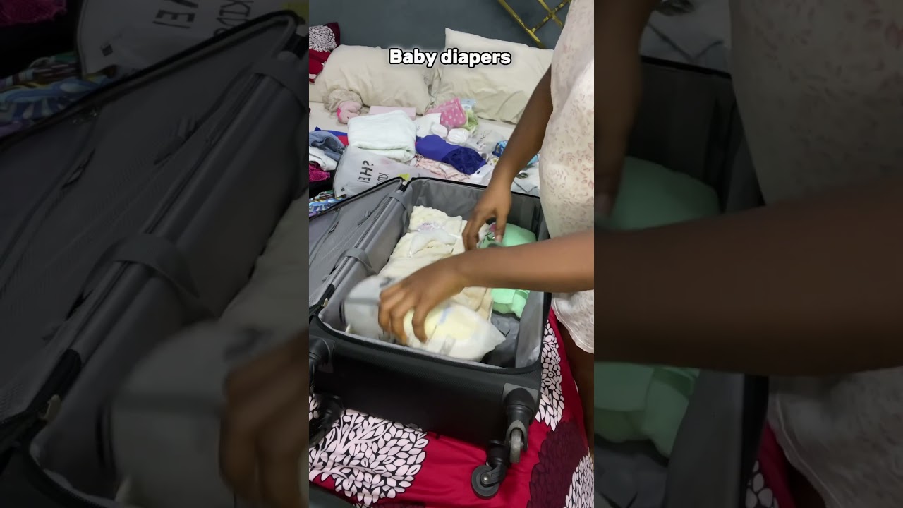 Pack my hospital bag with me #pregnancyjourney #youtubeshorts #shorts #labouranddelivery #birthvlog