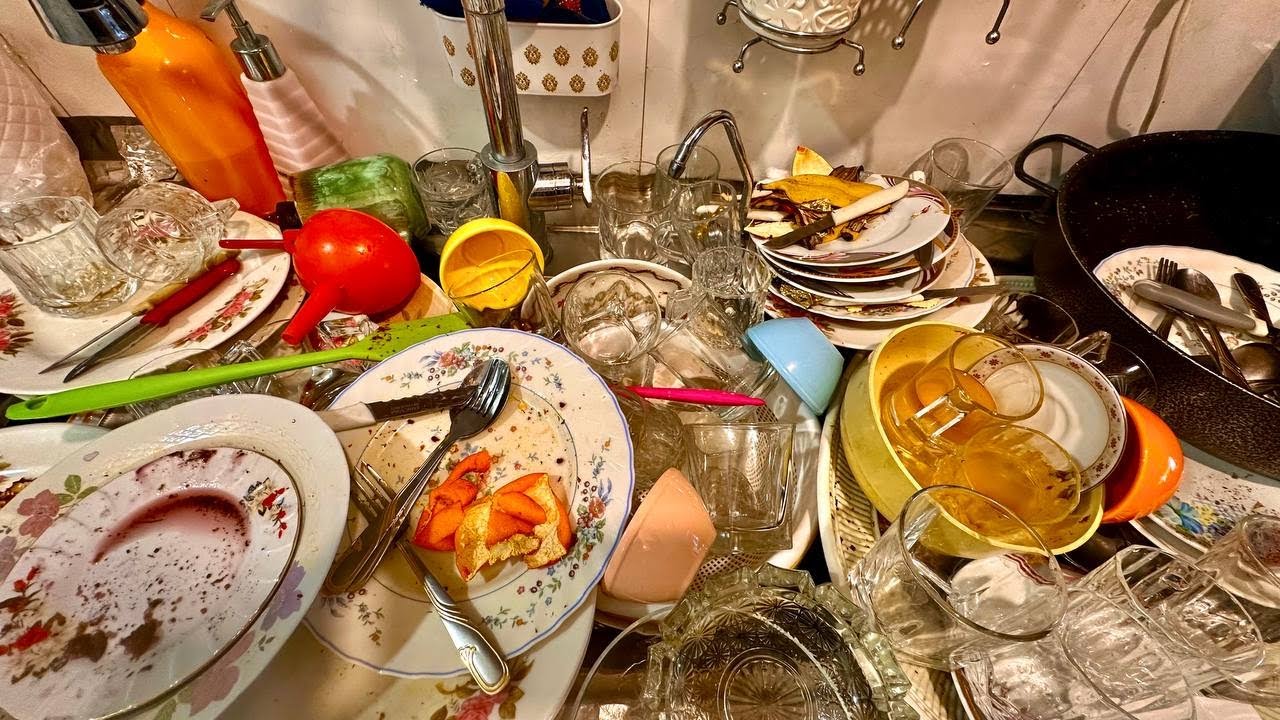 Dishwashing ASMR – Relaxing Nighttime Routine with Gentle Water & Slow Movements for Stress Relief