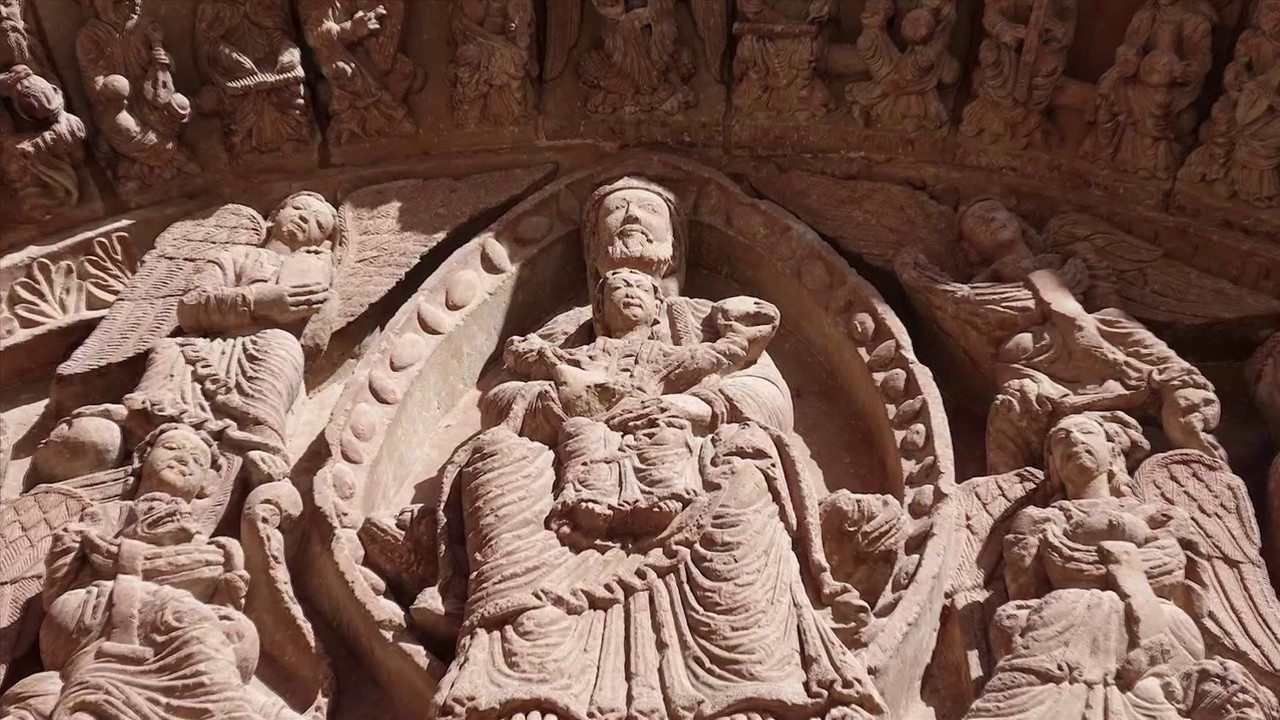 Fachada de la Iglesia Románica de Santo Domingo en Soria
