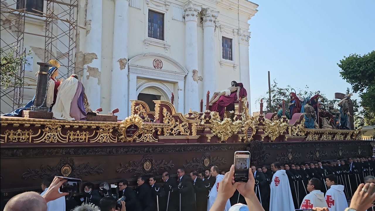 SALIDA Señor Sepultado de la Recolección Viernes Santo 2024