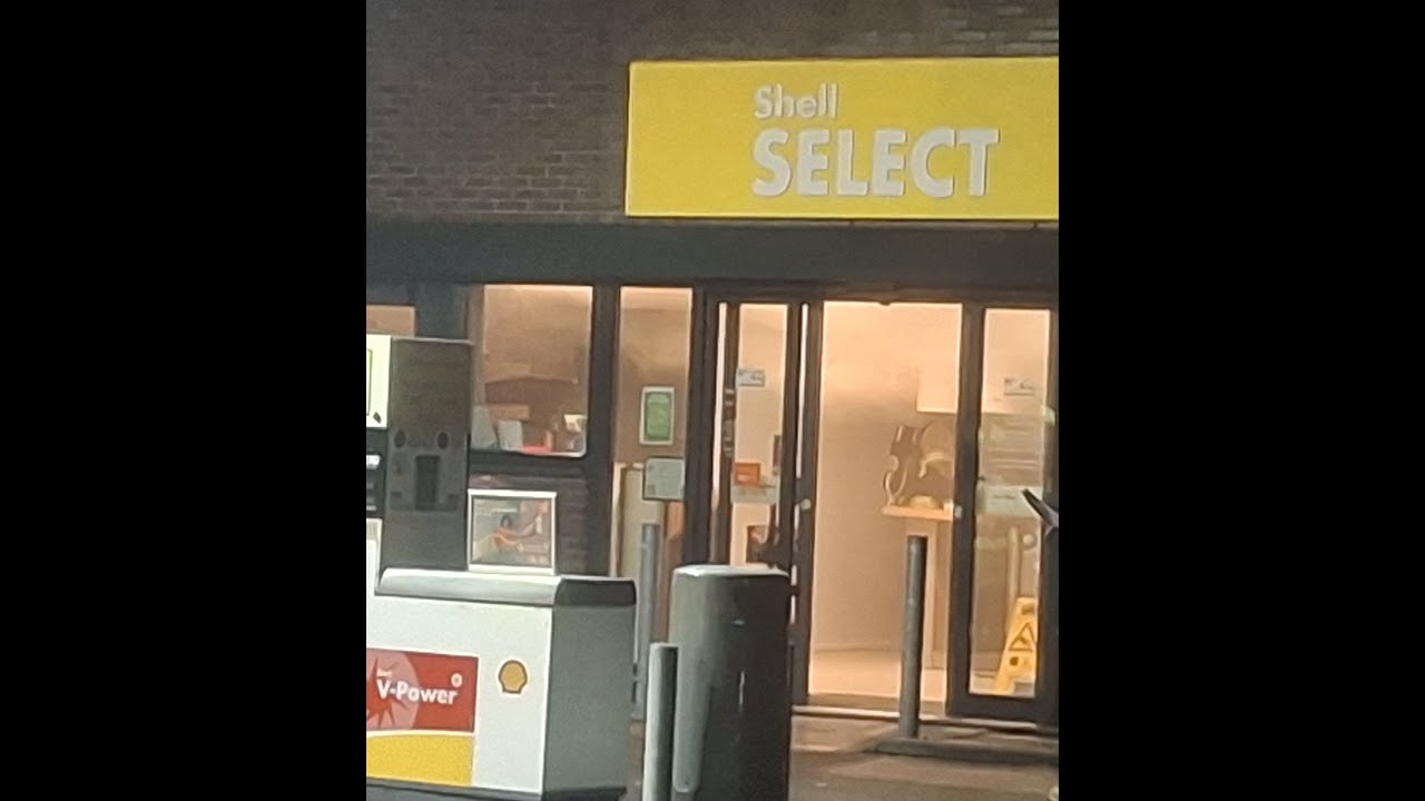 P 1 BRT-01 BR winkel BST Shell Sportlaan Puttershoek