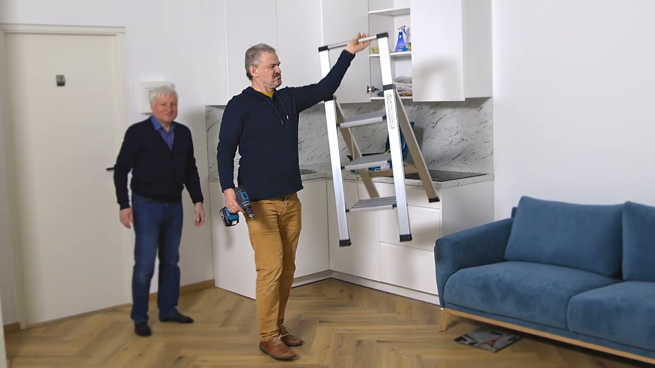 Tatkraft Adamant - Scaletta pieghevole in alluminio a 3 gradini - 150 kg, gradini antiscivolo