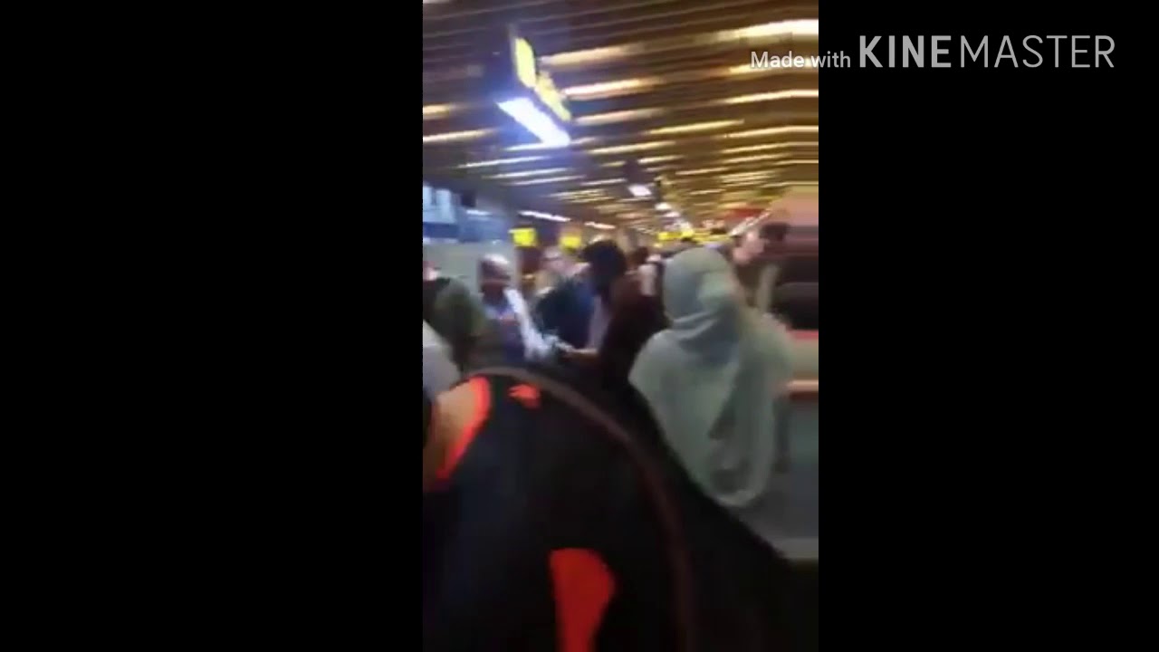 KARACHI AIRPORT FIGHT