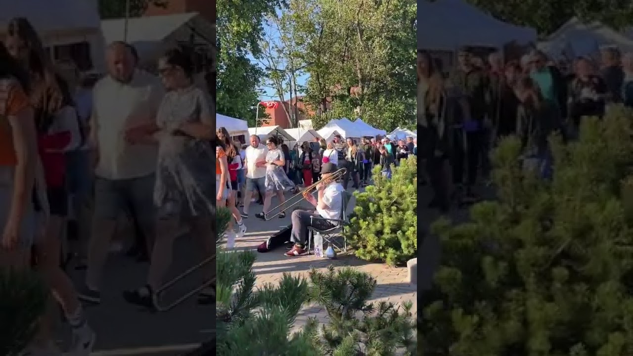 Klaipeda. Street music.