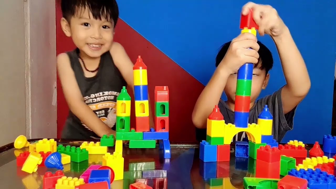 Having fun playing with Blocks Paradise.