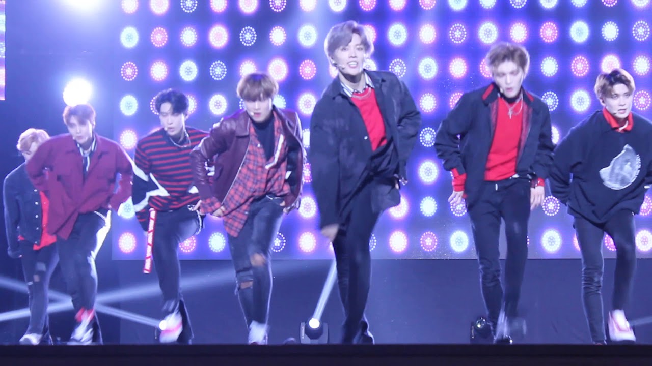 NCT127 - TOUCH in Moscow KBEE// FIRST OFICIAL VIDEO