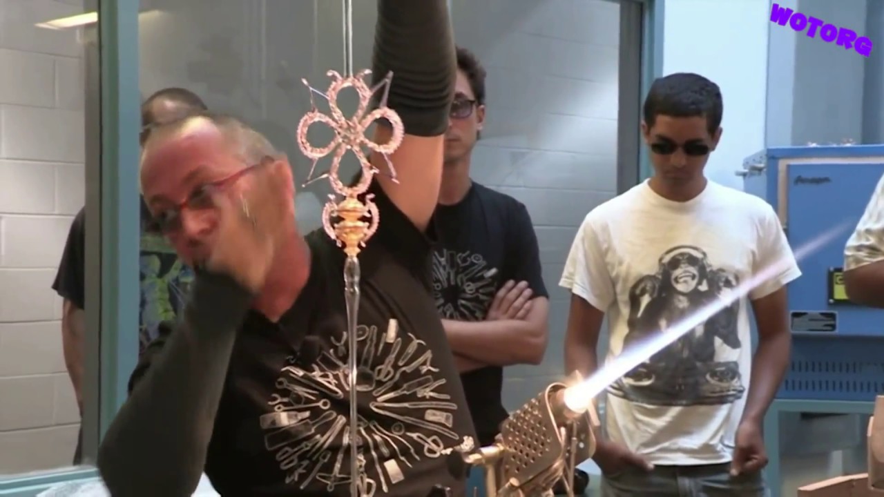 МАСТЕР 80 LVL СТЕКЛОДУВ Cesare Toffolo ТВОРИТ ЧУДЕСА СО СТЕКЛОМ (Часть 1) #1